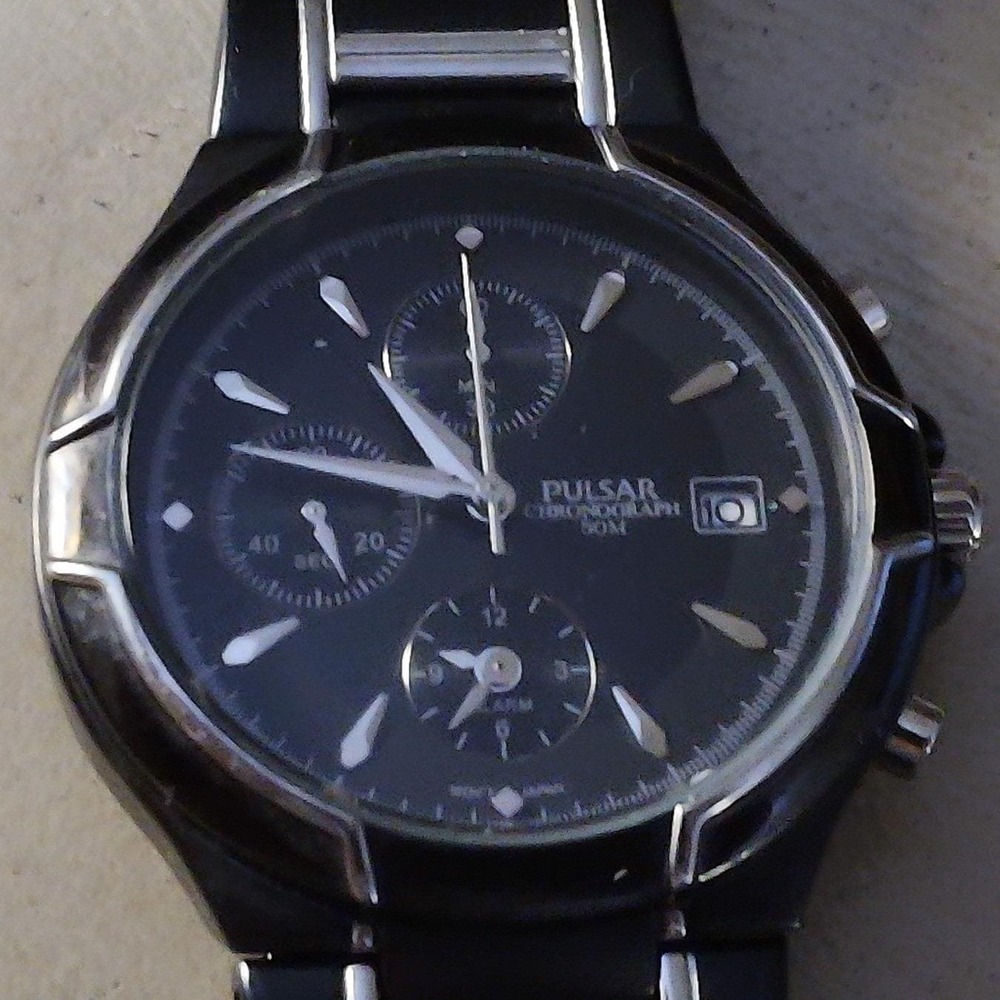 Pulsar Chronograph Watch Men 6.25in Black Silver 50M Alarm Date V654-X002 Quartz